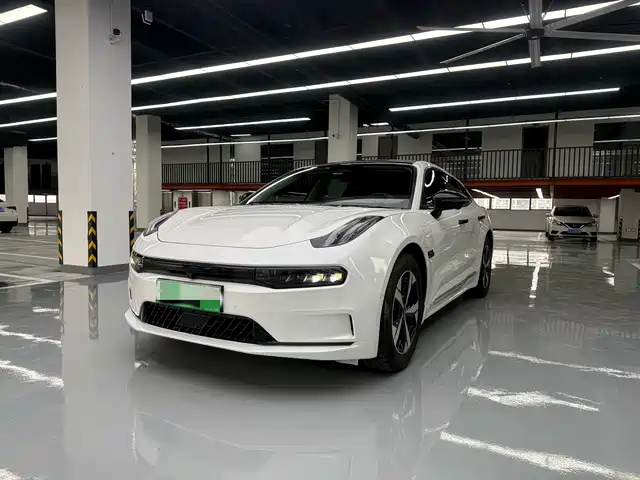 Zeekr 001