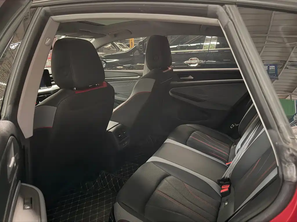Volkswagen Lamando — миниатюра 12