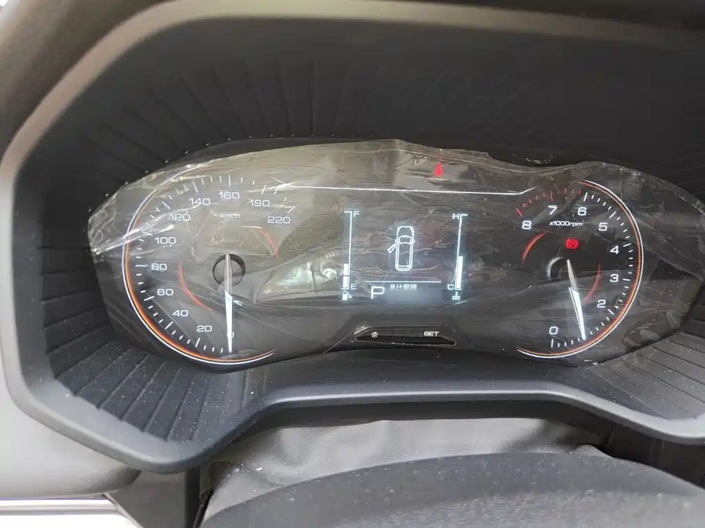Wuling Jiachen — миниатюра 4