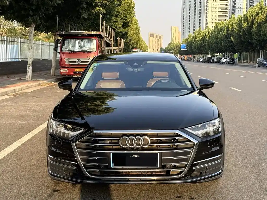 Audi A8 — миниатюра 2