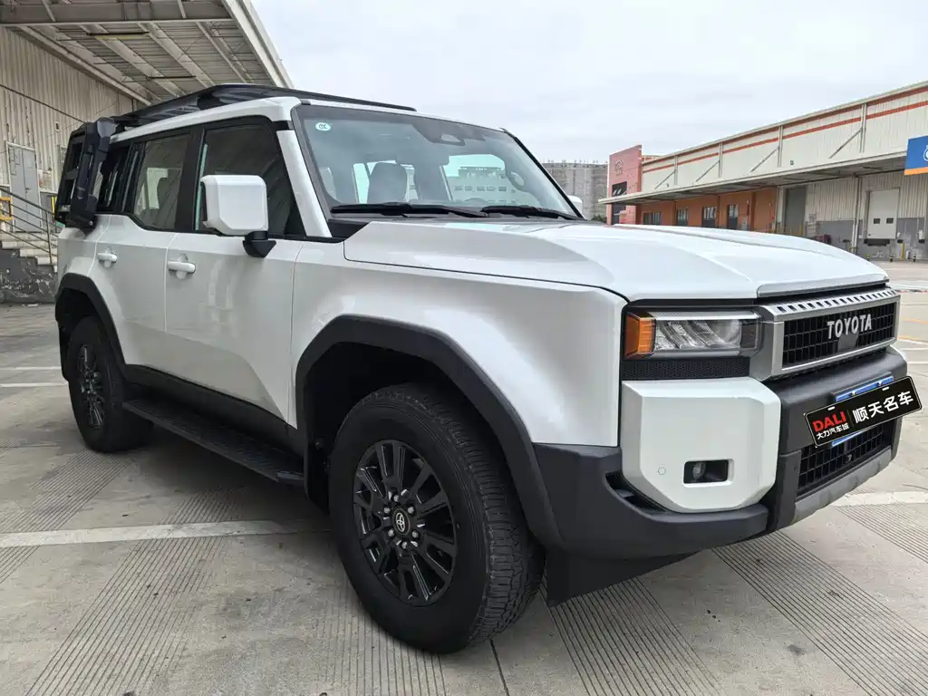 Toyota Prado — миниатюра 3