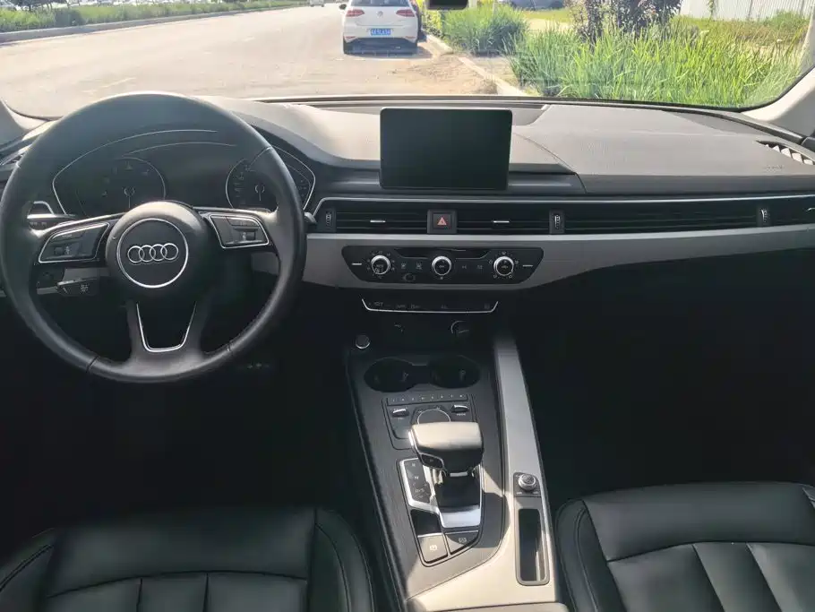 Audi A4L — миниатюра 12