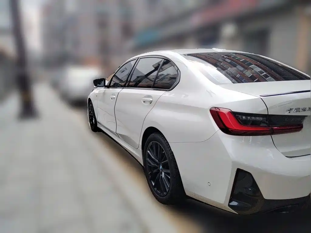 BMW 3 Series — миниатюра 25