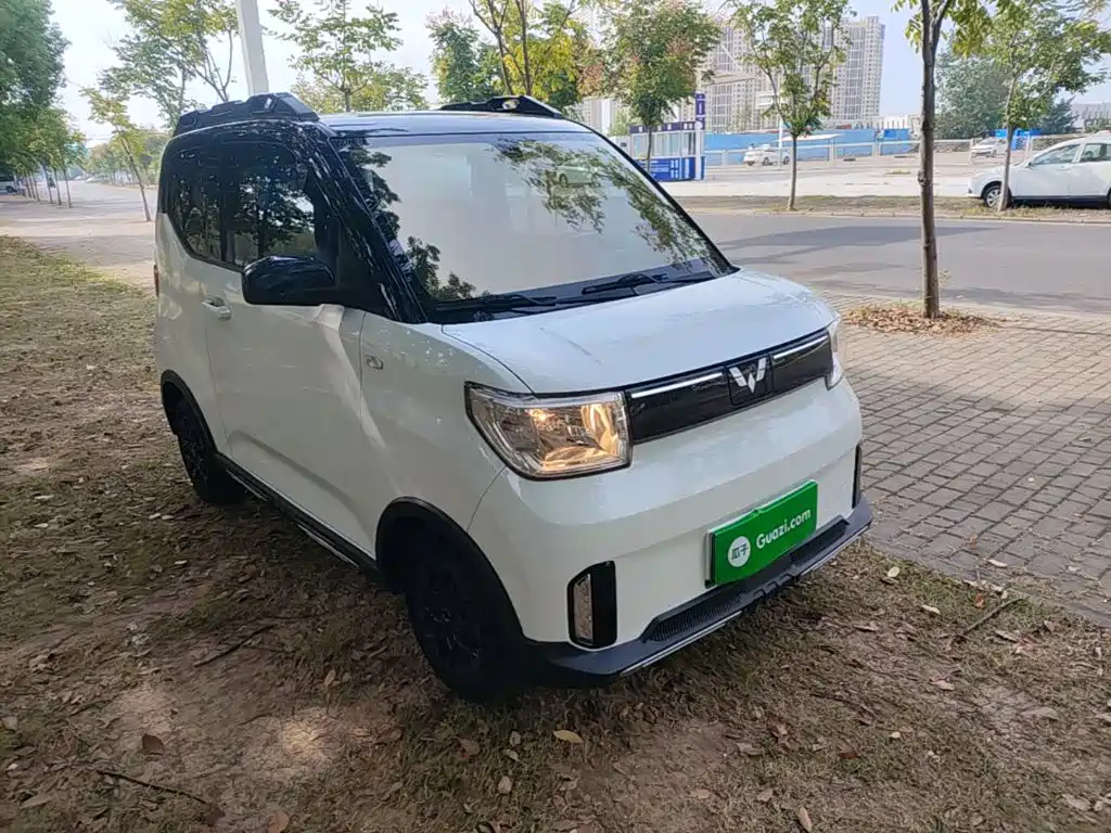 Wuling MINIEV — миниатюра 4