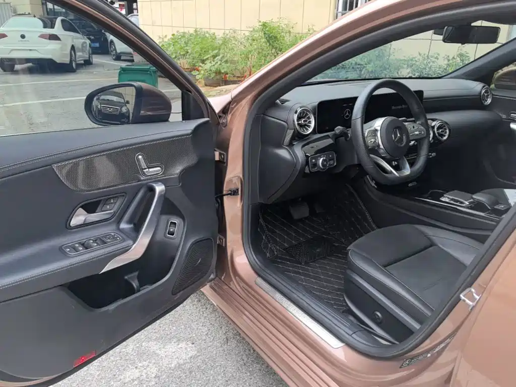 Mercedes-Benz A-Class — миниатюра 16