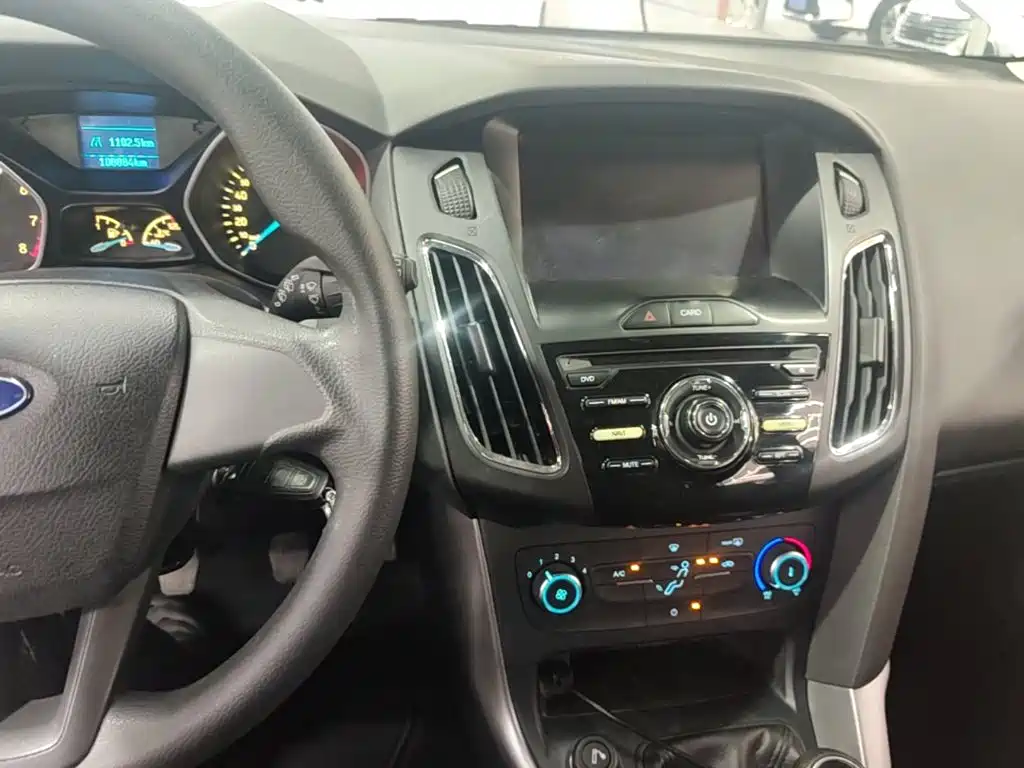 Ford Focus — миниатюра 13