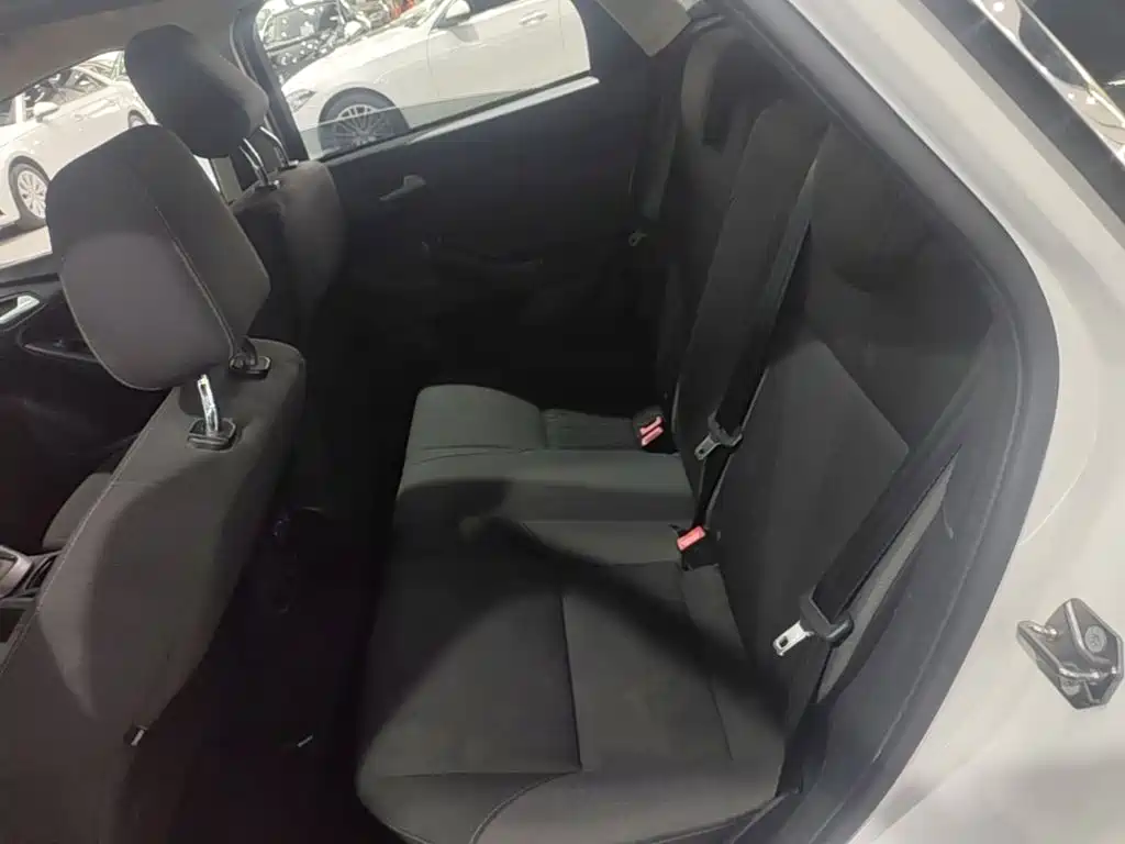 Ford Focus — миниатюра 17