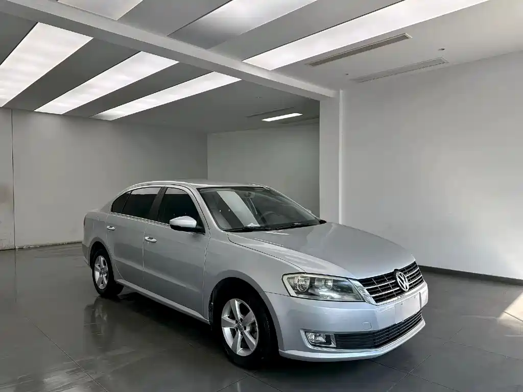 Volkswagen Lavida — миниатюра 3