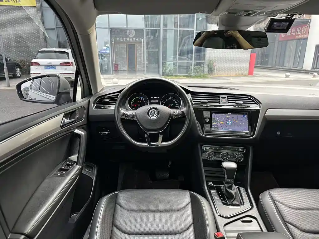 VOLKSWAGEN TIGUAN L NEW ENERGY