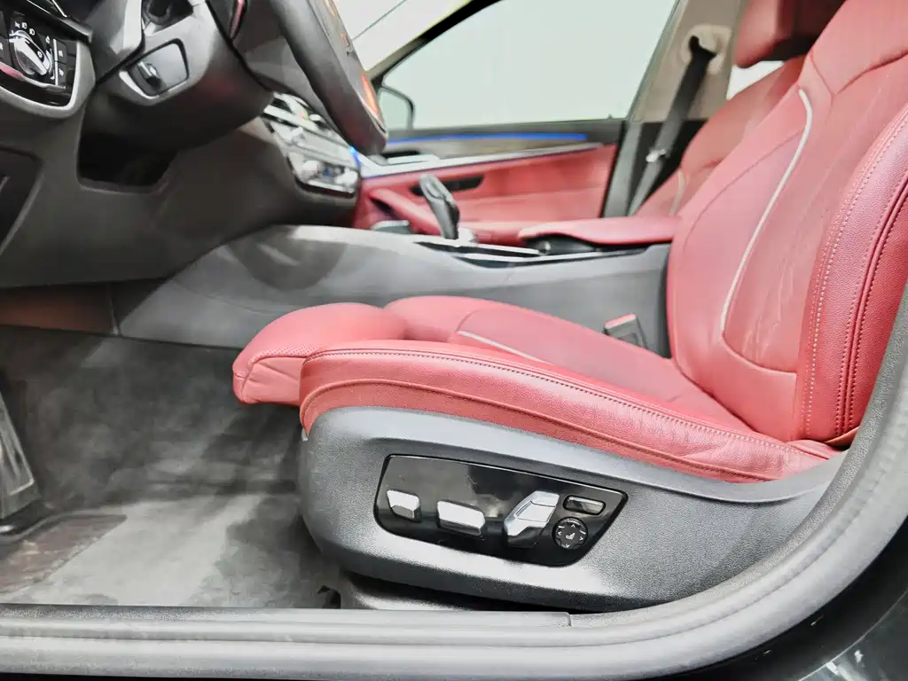 BMW 5 Series — миниатюра 52