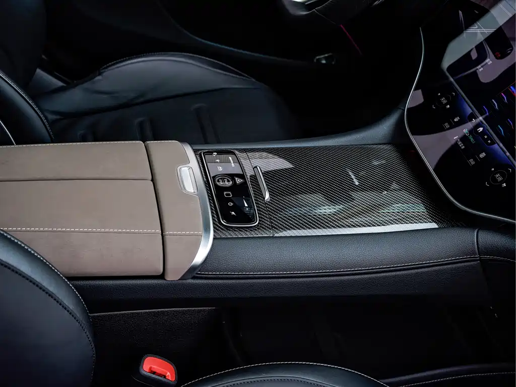 MERCEDES-BENZ EQS AMG