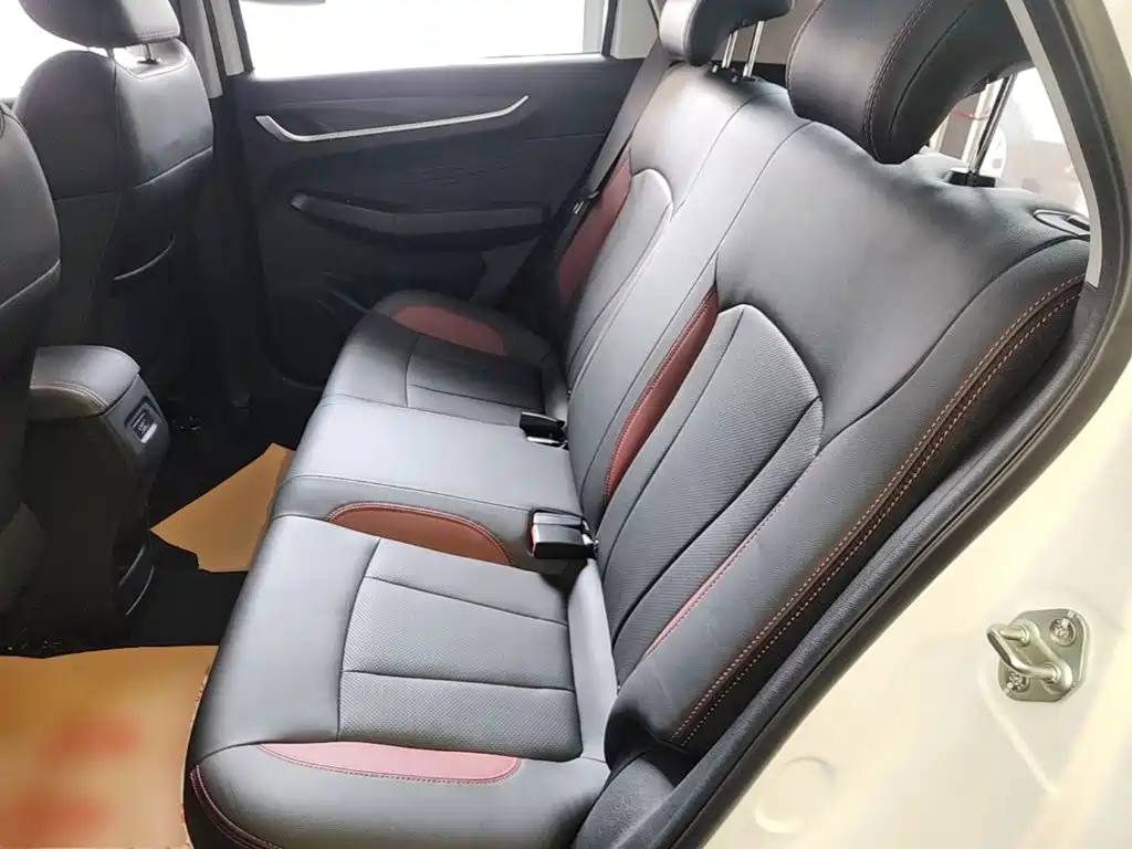 Geely Vision X3 — миниатюра 17