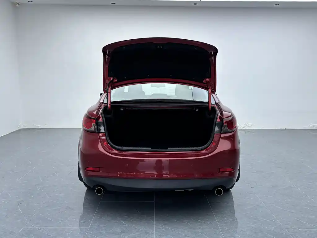 Mazda Atenza — миниатюра 5