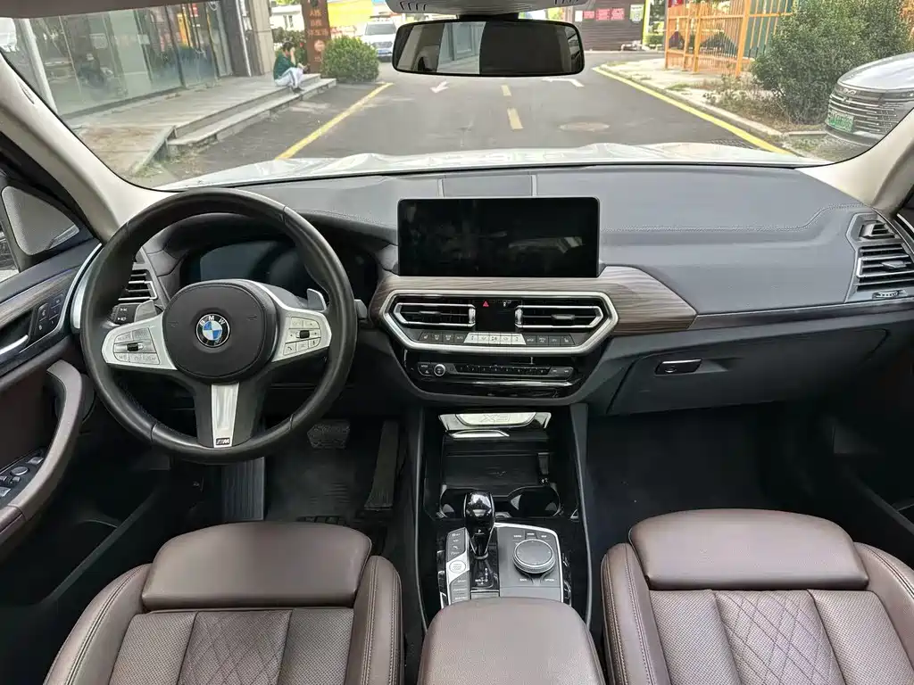BMW X3 — миниатюра 8