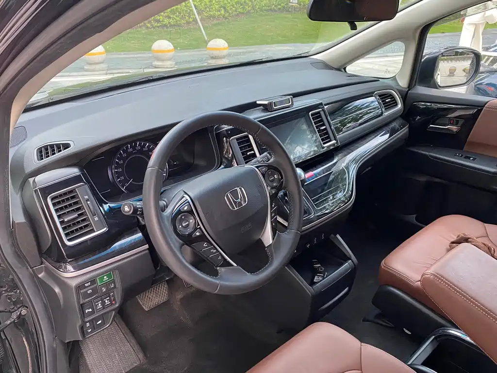 Honda Elysion 2019 2.0L