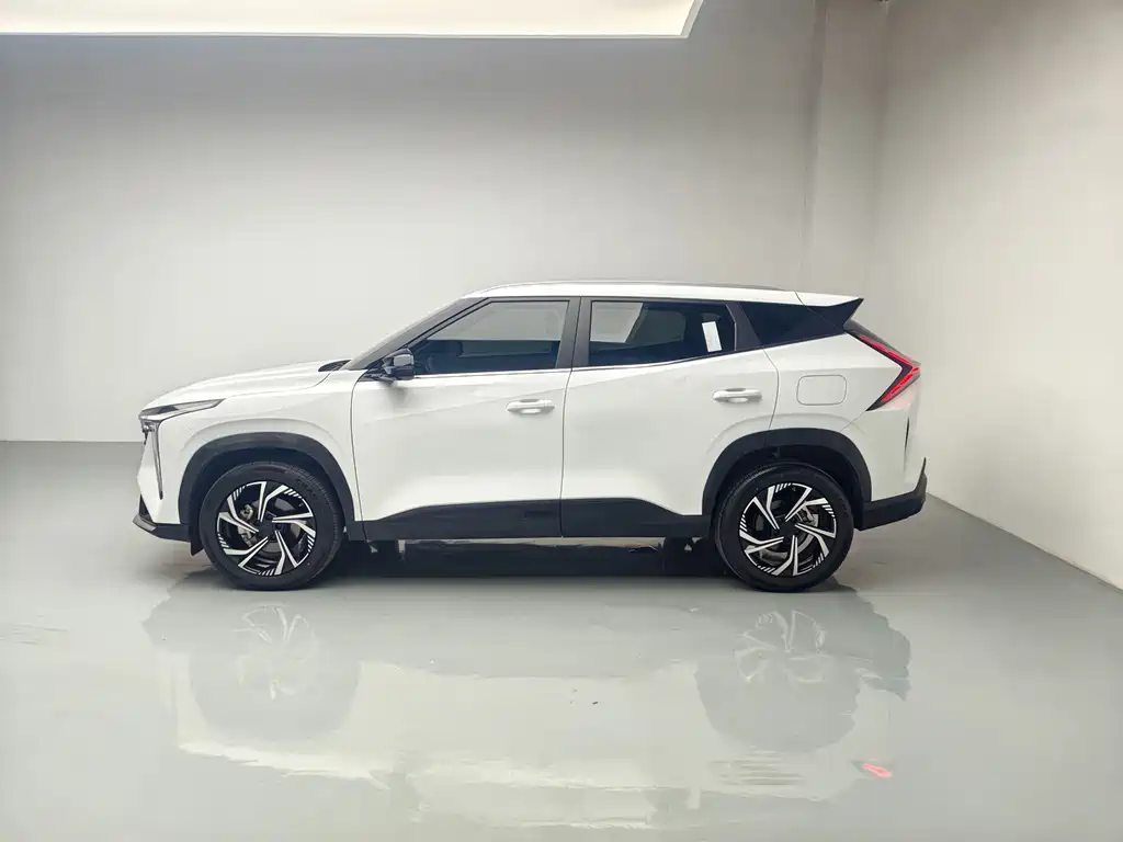 Geely Boyue — миниатюра 15