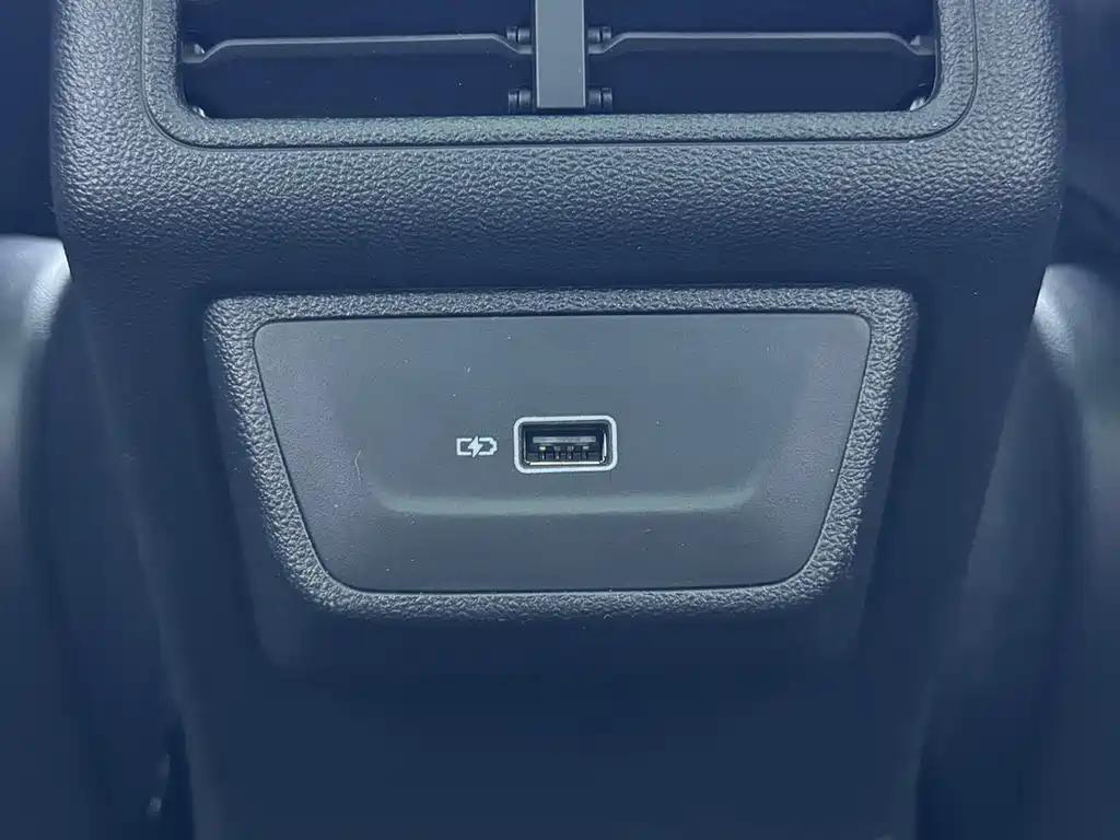 Jetta VS7 — миниатюра 13