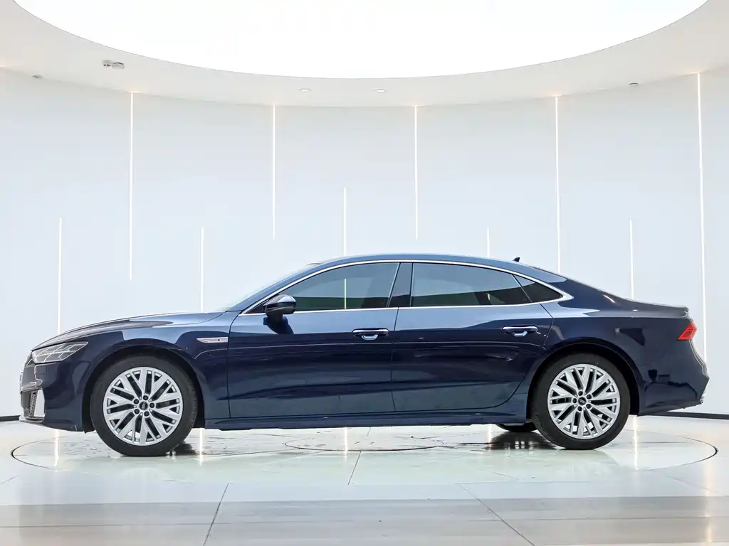 Audi A7L — миниатюра 7
