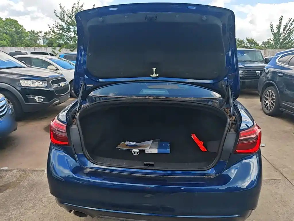 Infiniti Q50L — миниатюра 19