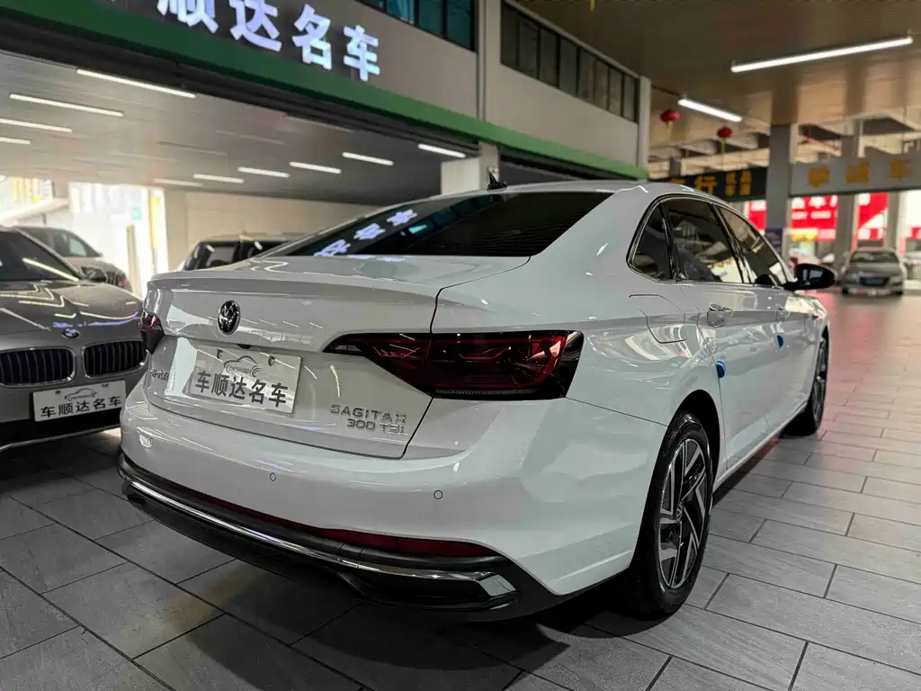 Volkswagen Sagitar — миниатюра 5