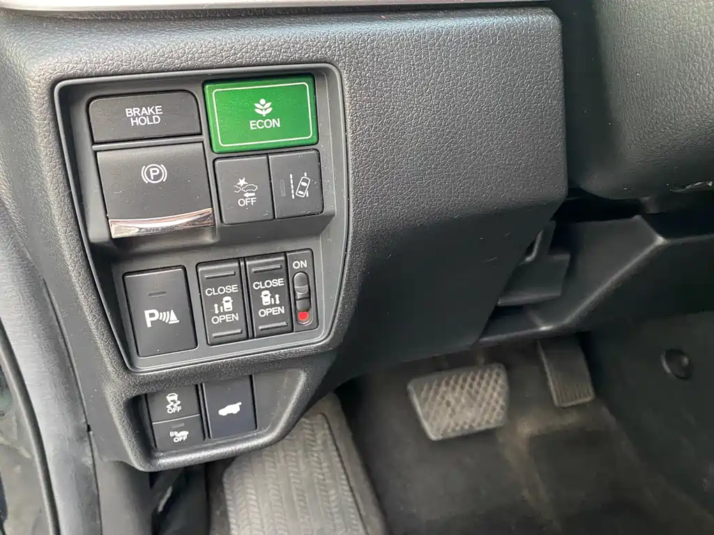 Honda Elysion 2019 2.0L