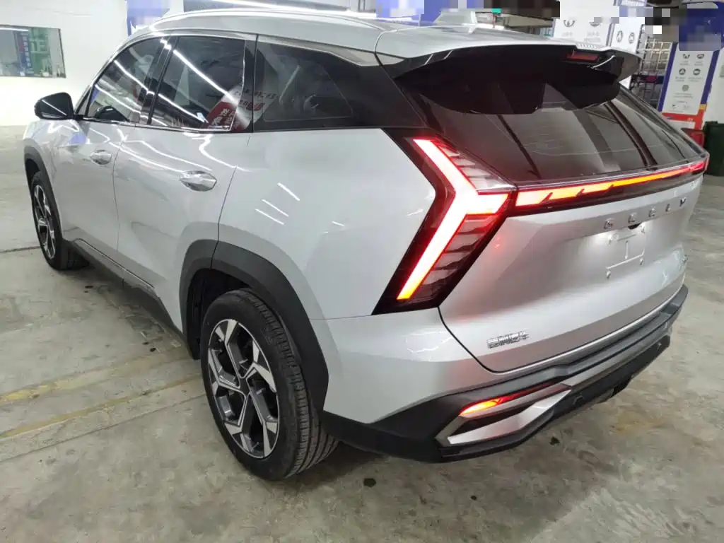 Geely Boyue L — миниатюра 5