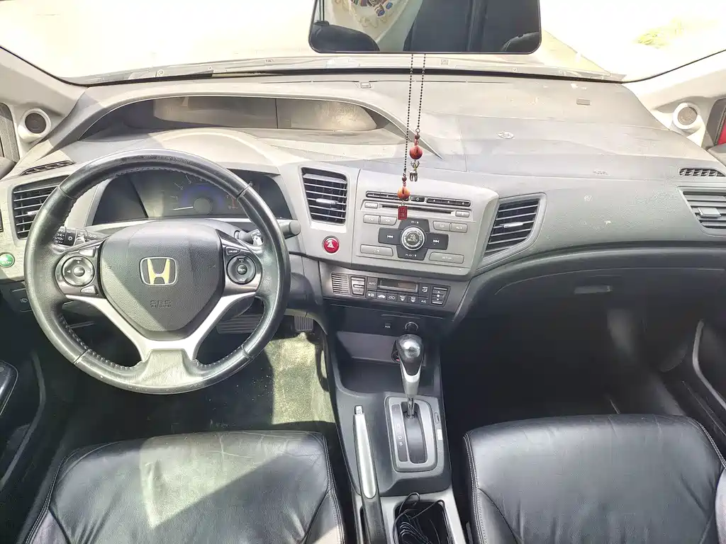 Honda Civic — миниатюра 10