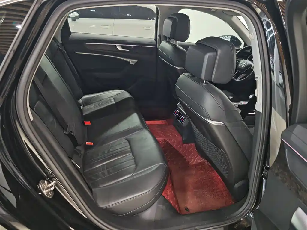 Audi A6L — миниатюра 15