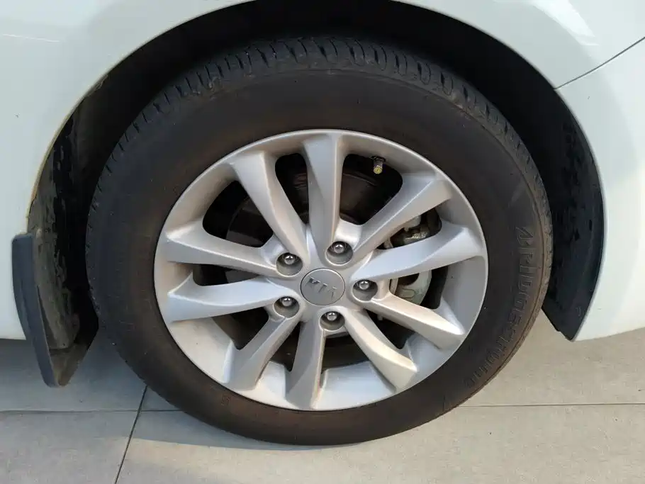 Kia K3 — миниатюра 6