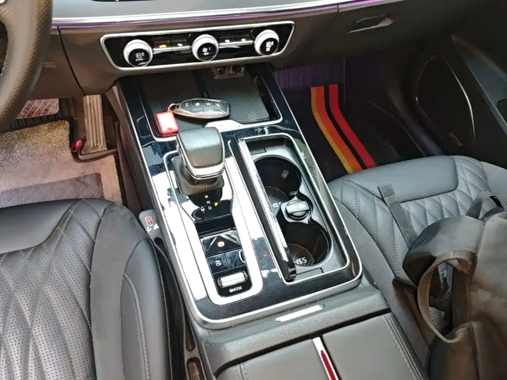 Hongqi Hongqi HS5 — миниатюра 14