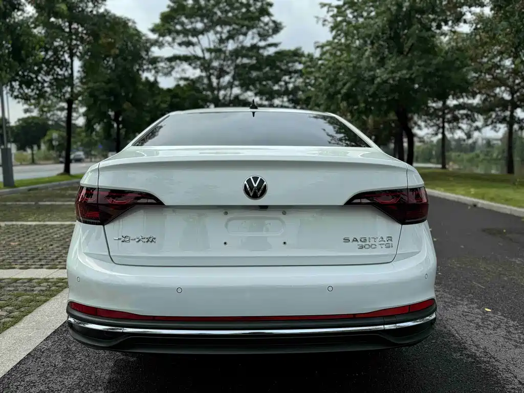 Volkswagen Sagitar — миниатюра 16