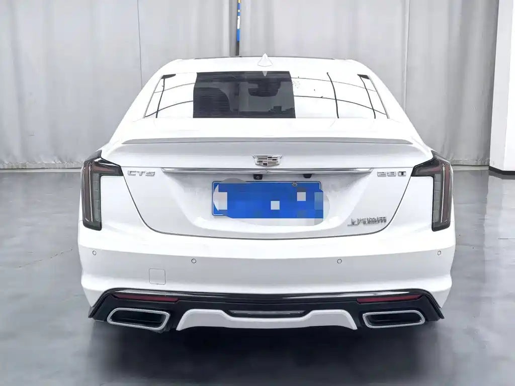Cadillac CT5 — миниатюра 5
