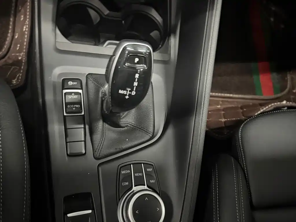 BMW X1 — миниатюра 14