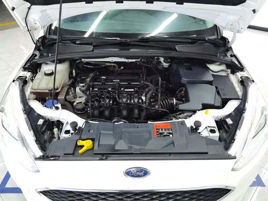Ford Focus — миниатюра 10