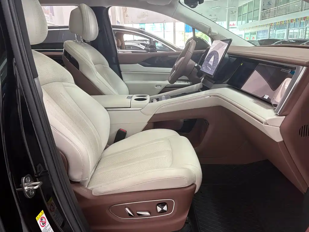 BYD Xia — миниатюра 9