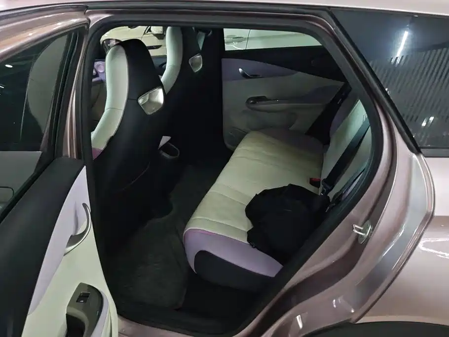 BYD Dolphin — миниатюра 11