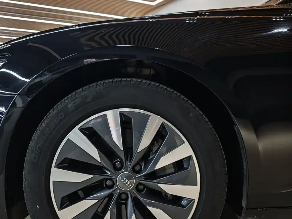 Audi A6L — миниатюра 7