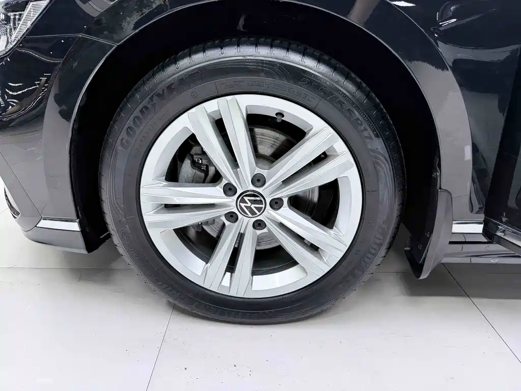 Volkswagen Magotan — миниатюра 8