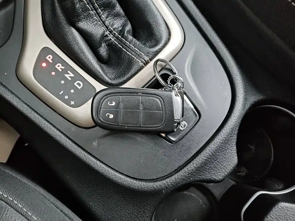 Jeep Cherokee — миниатюра 9