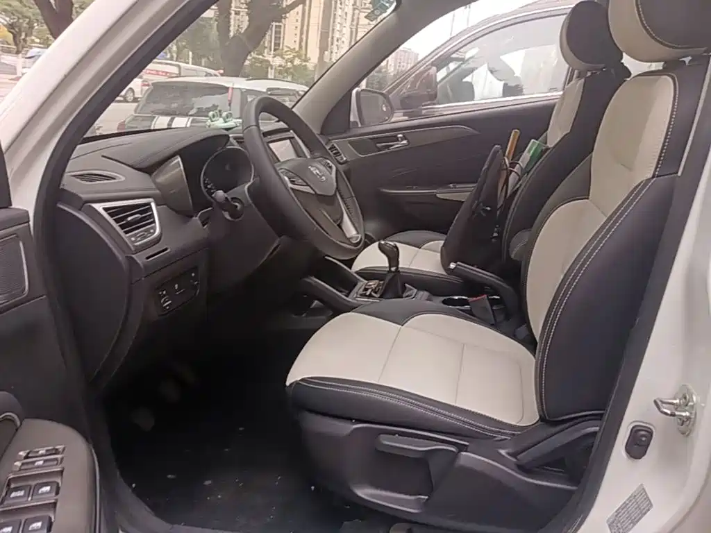 Changan CS35 — миниатюра 15