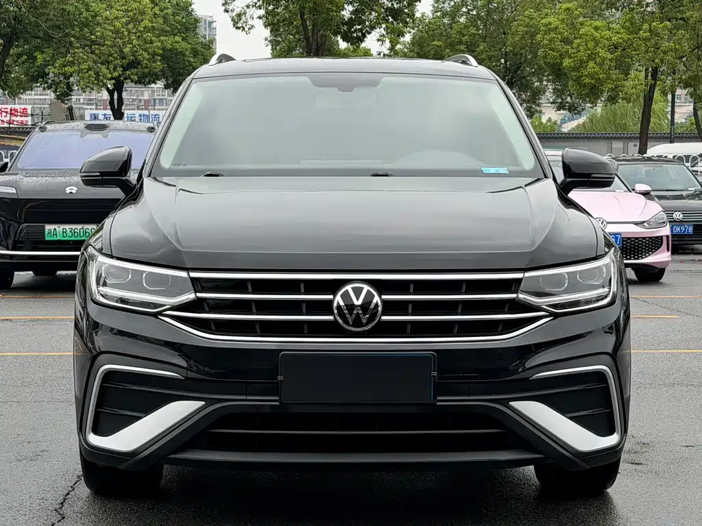 Volkswagen Tiguan L — миниатюра 3