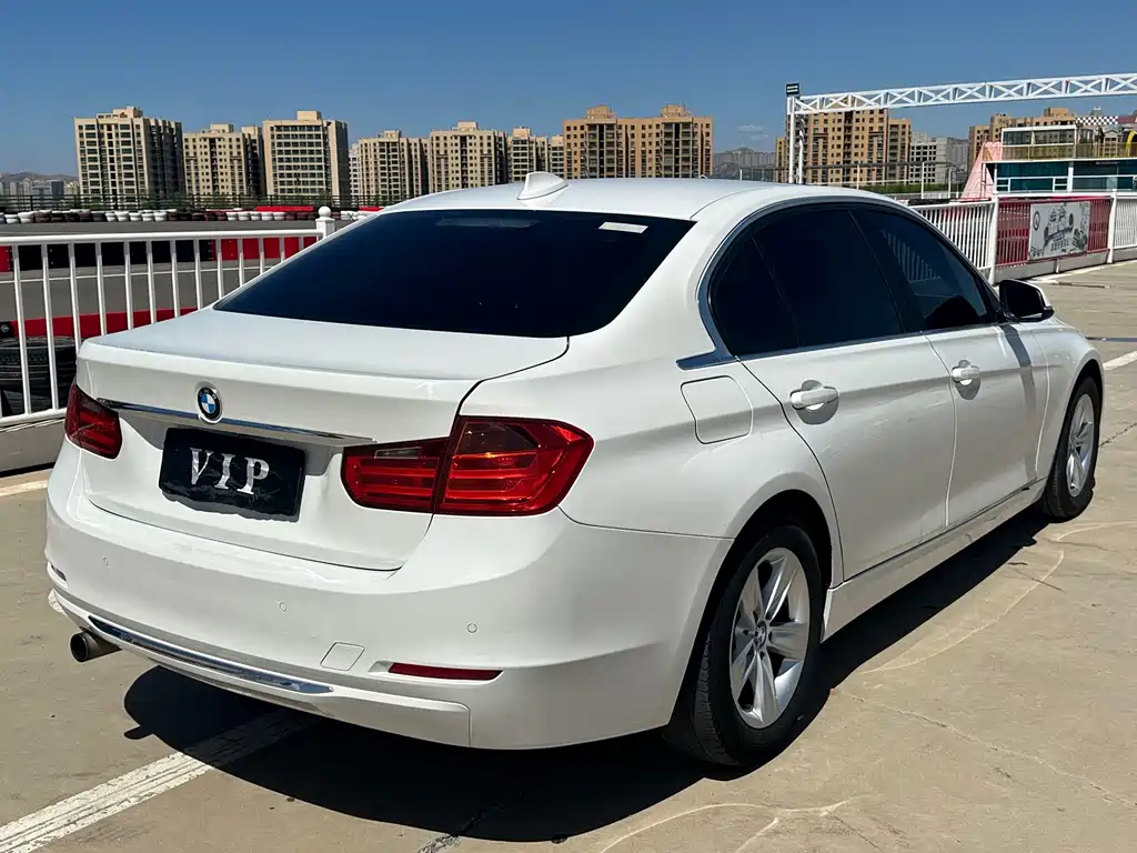 BMW 3 Series — миниатюра 6