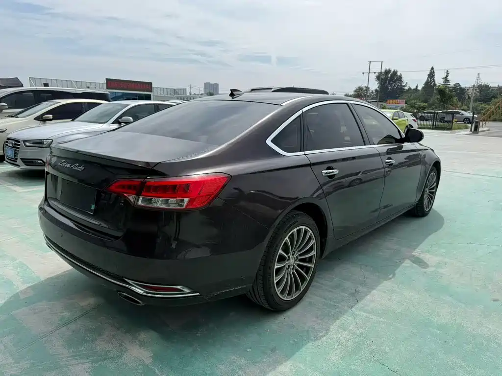 Zotye Zotye Z700 — миниатюра 9