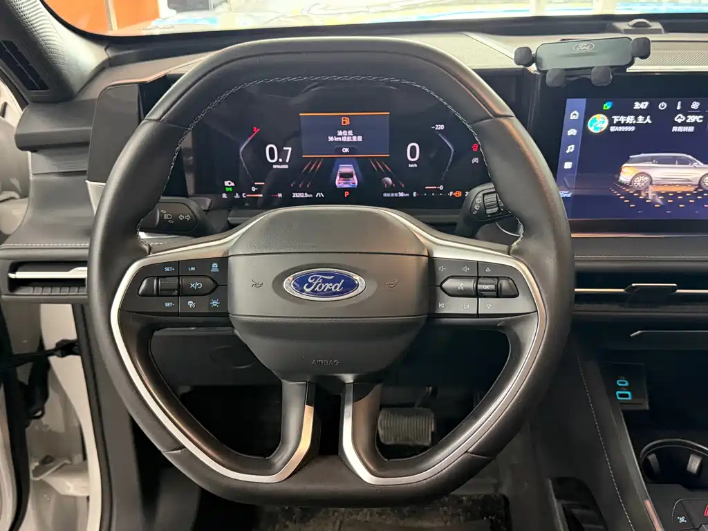 Ford Edge — миниатюра 13