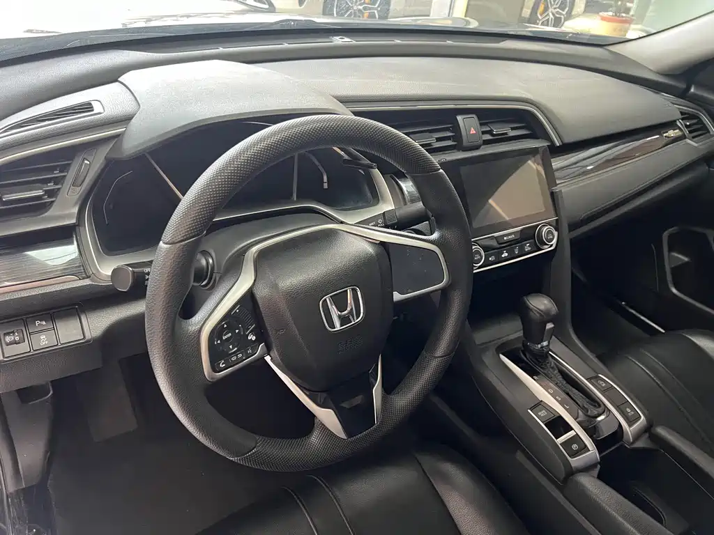 Honda Civic — миниатюра 11