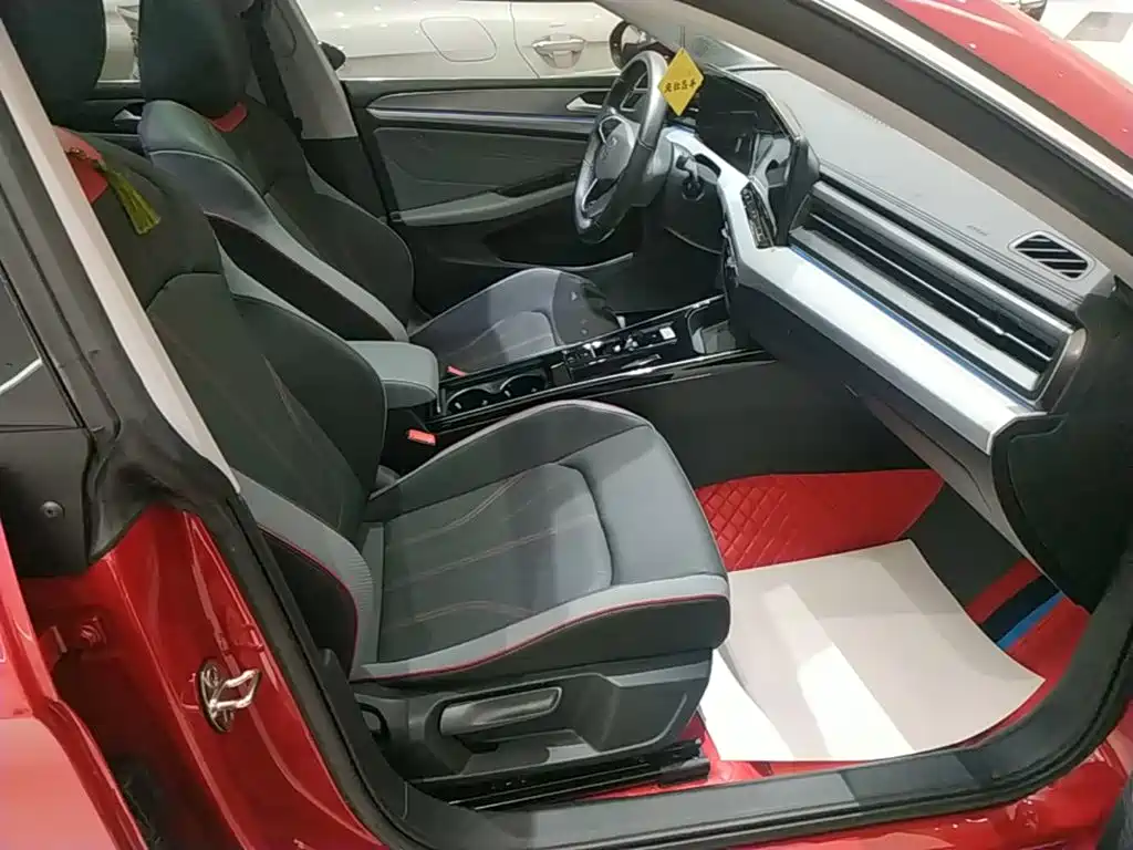 Volkswagen Lamando — миниатюра 25