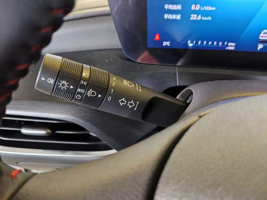 Buick Verano — миниатюра 17