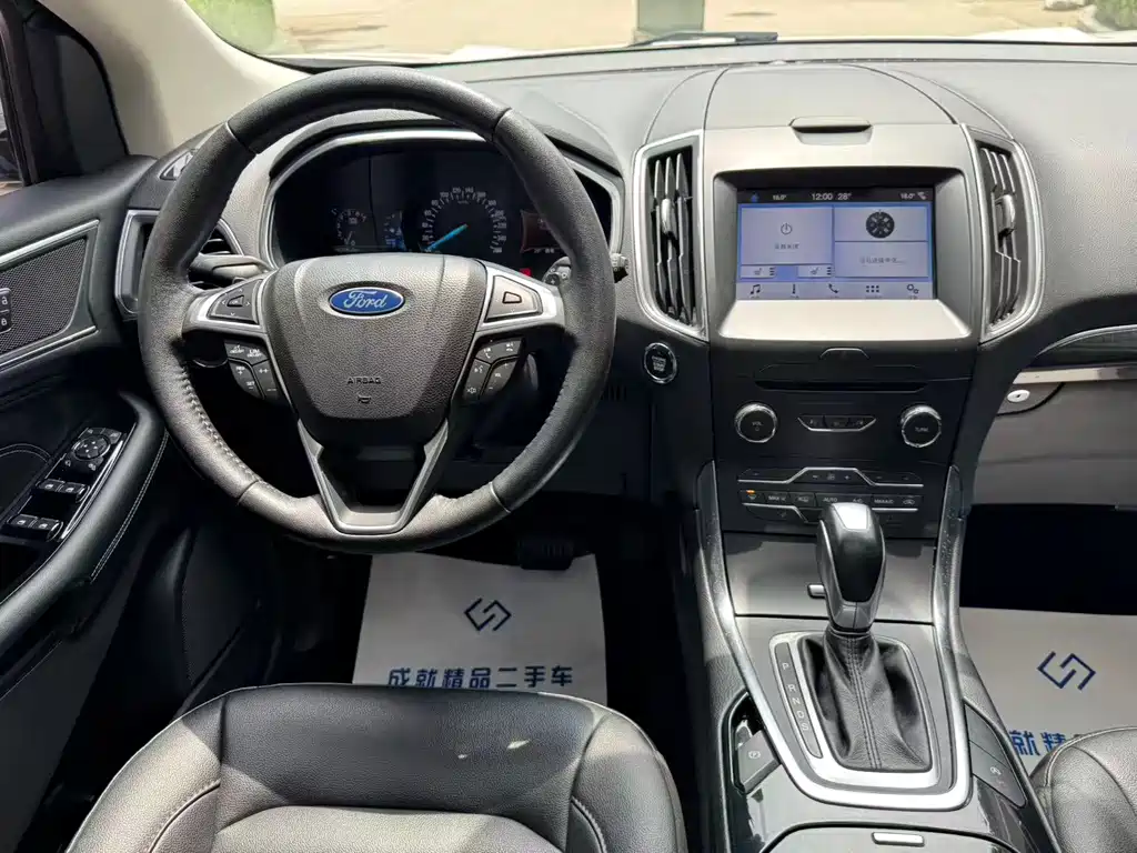 Ford Edge — миниатюра 12