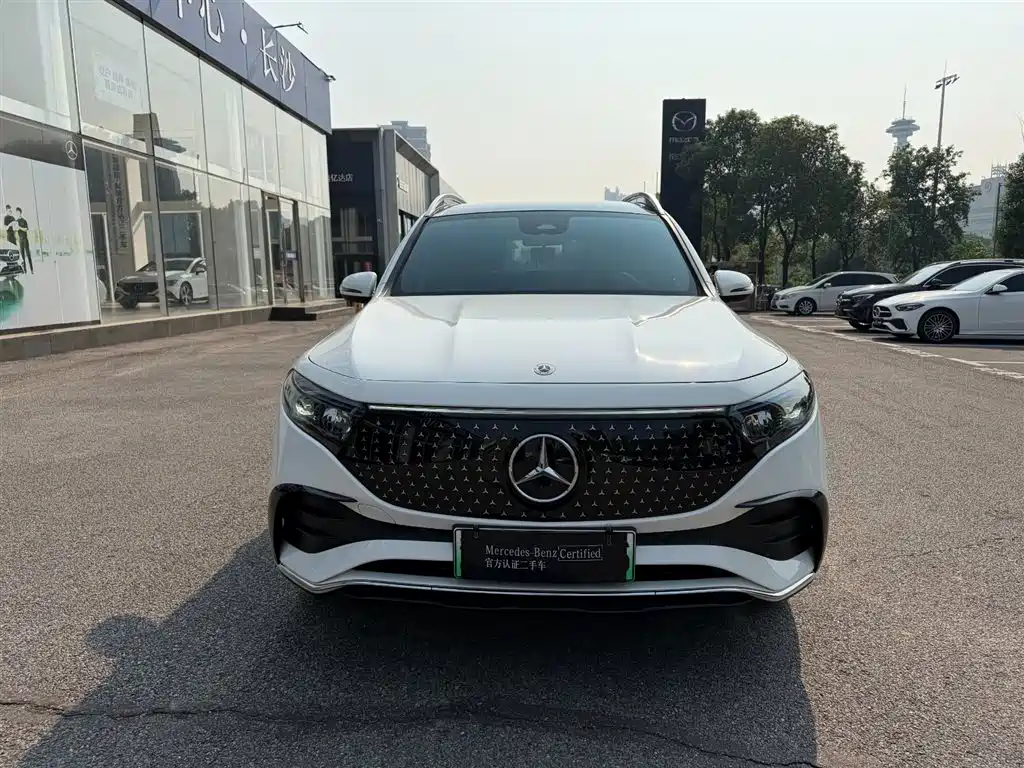 Mercedes-Benz EQB — миниатюра 3