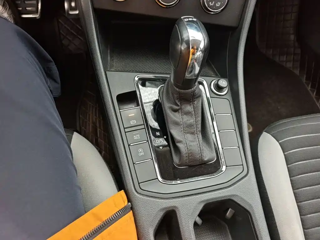 Volkswagen Bora — миниатюра 14
